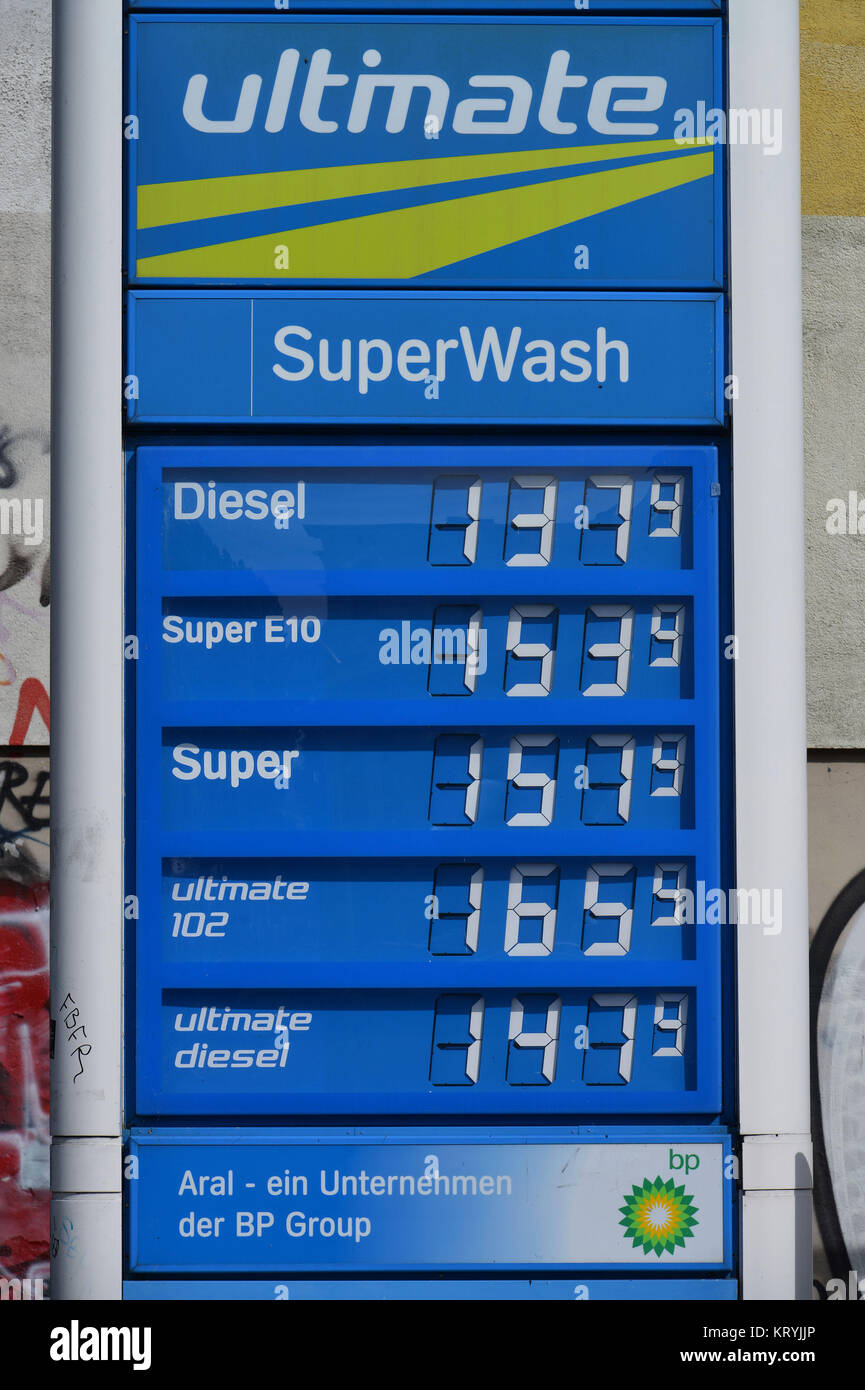 Costs of petrol, Berlin, Germany, Benzinpreise, Deutschland Stock Photo