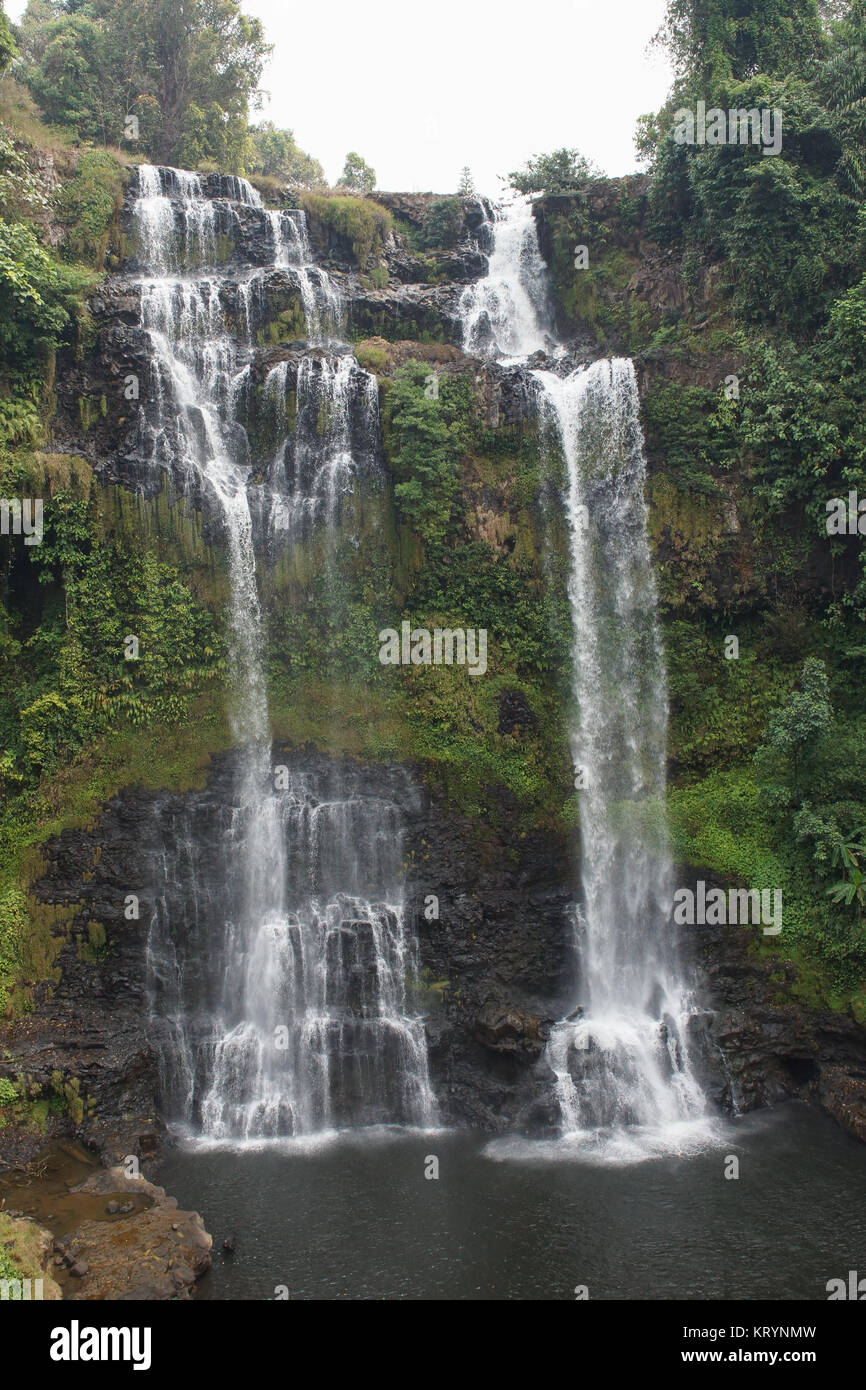 Tad Gneuang Wasserfall, Laos, Asien Stock Photo