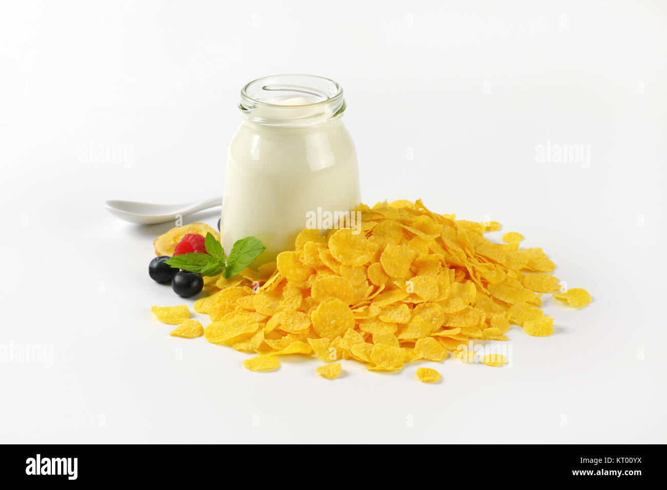 corn flakes and white yogurt Stock Photo Alamy