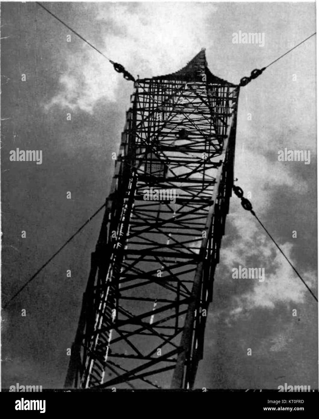 BlawKnox antenna tower WBNS 1936 Stock Photo Alamy