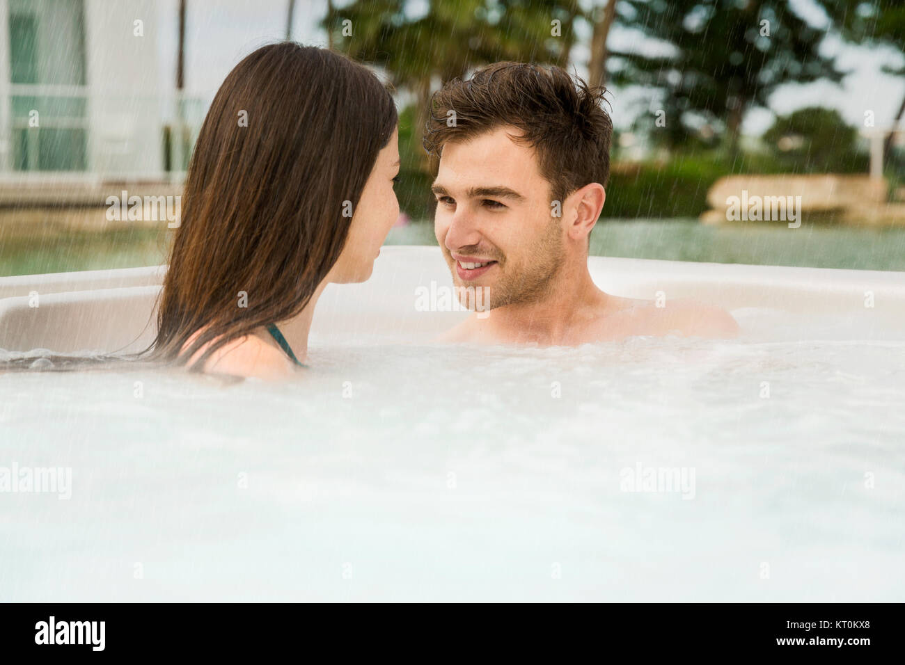 young-couple-in-a-jacuzzi-stock-photo-alamy
