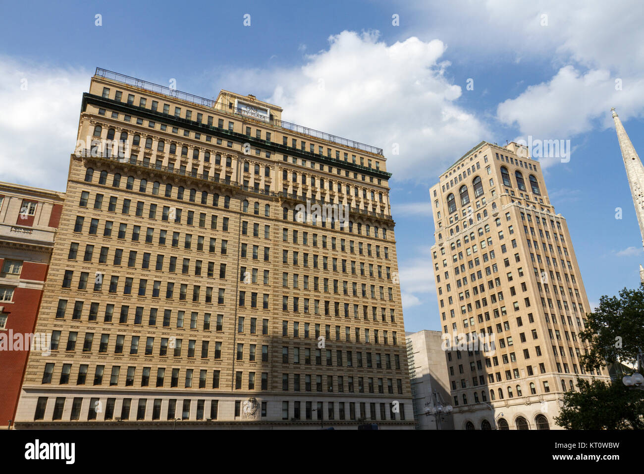 One City Plaza building (L) and the Aloft Philadelphia Downtown hotel (R), Philadelphia, Pennsylvania, United States. Stock Photo