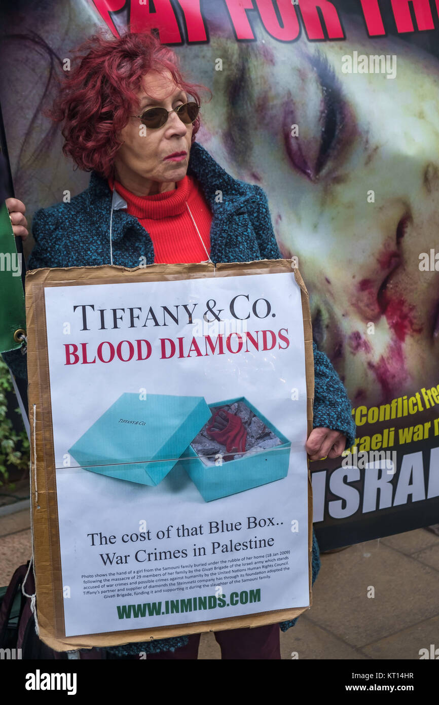 poster 'Tiffany \u0026 Co. Blood Diamonds 
