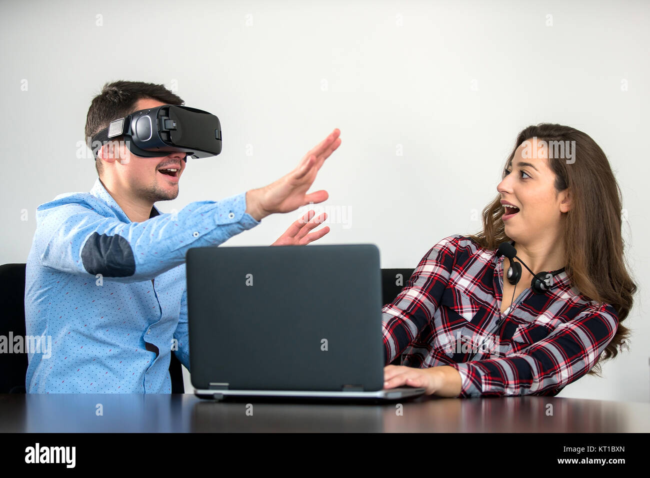 Couple concept trying hi-res stock photography and images - Alamy