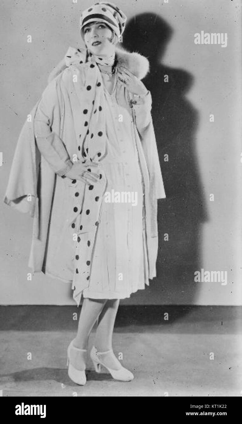 Claire windsor hi-res stock photography and images - Alamy, image size:796x1390