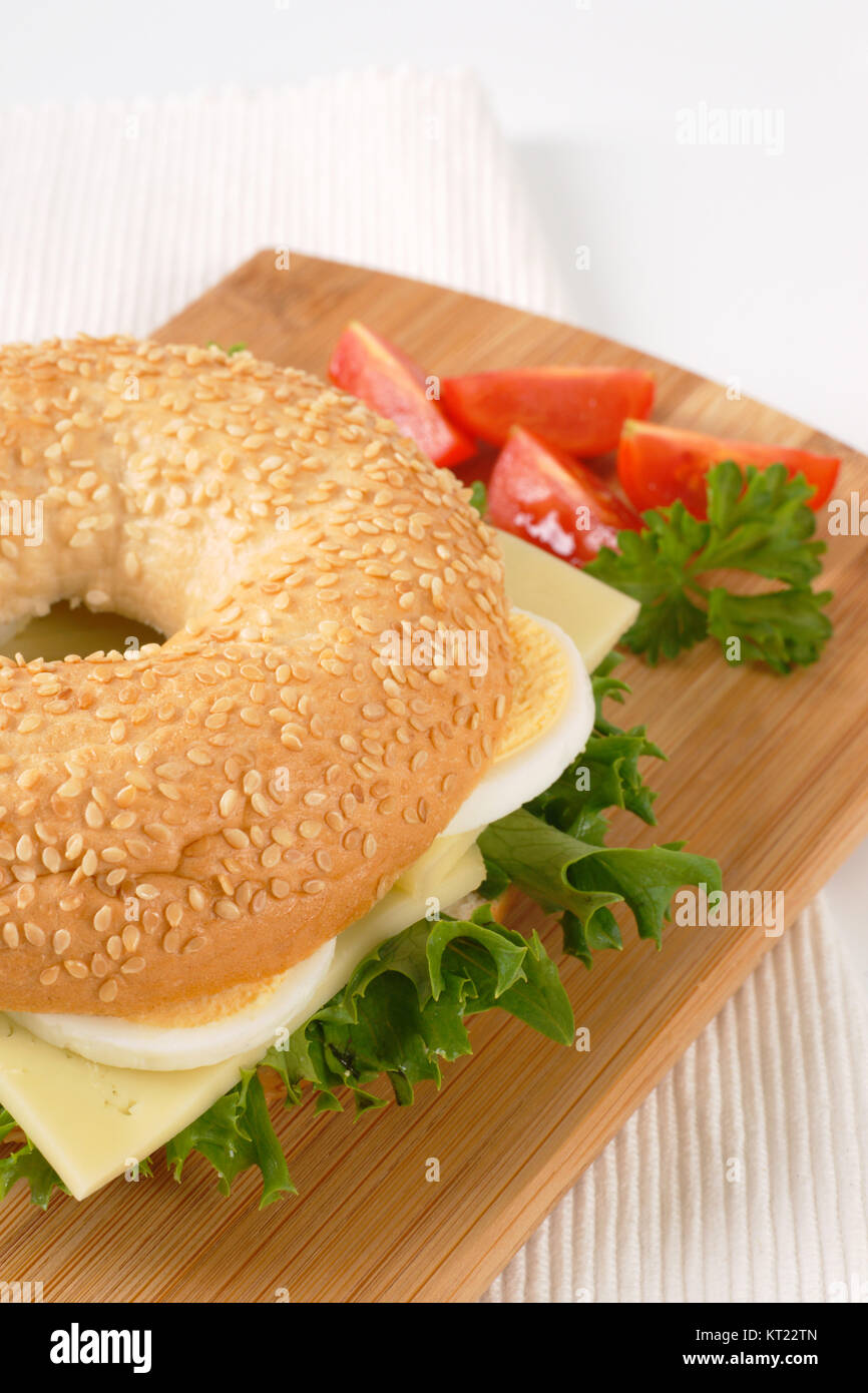 egg and cheese bagel sandwich Stock Photo - Alamy