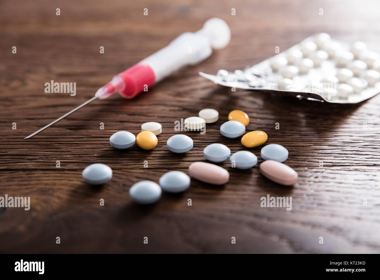 Drug Syringe And Medicine Pills Stock Photo Alamy
