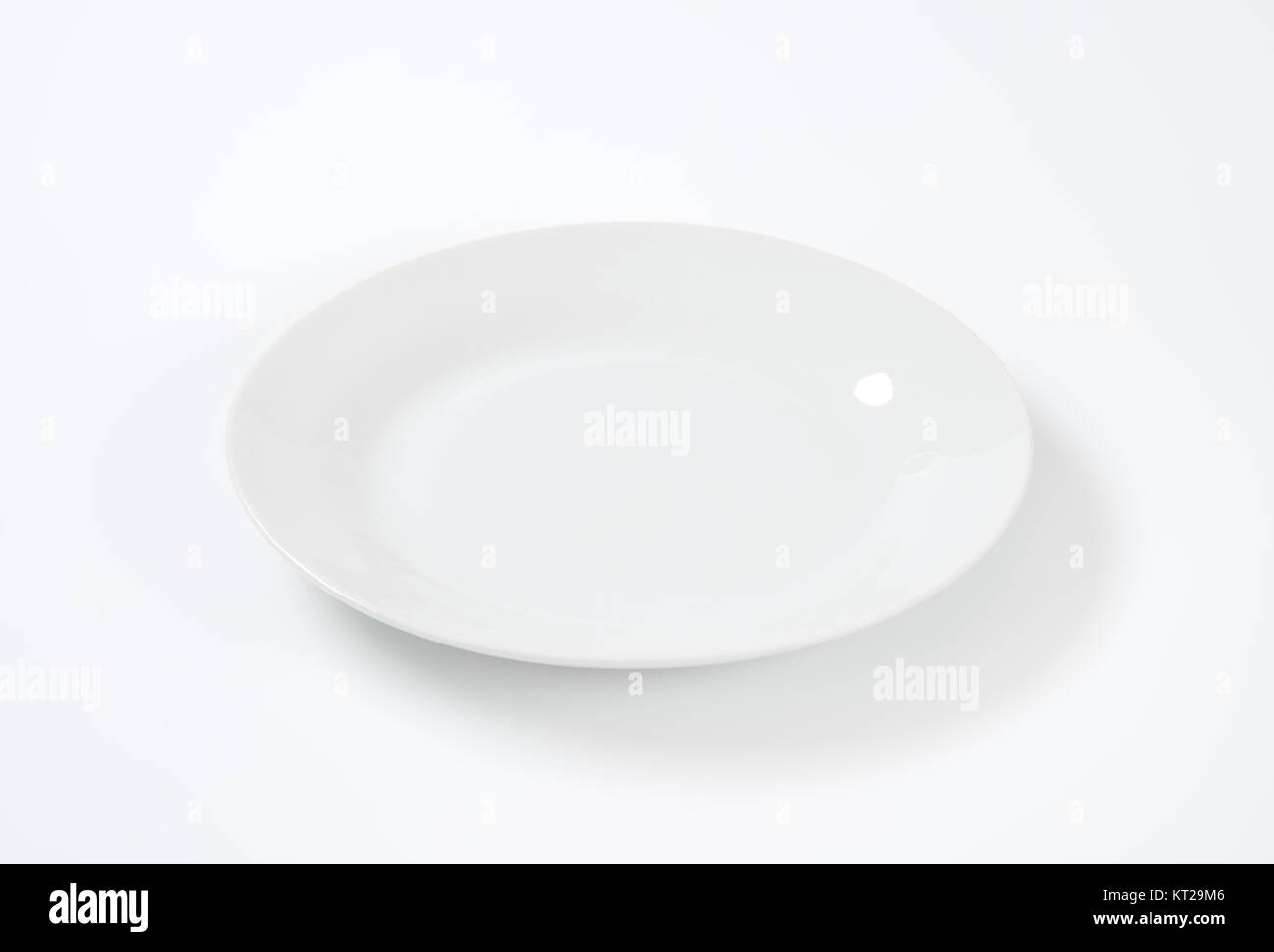 Round porcelain plate Stock Photo Alamy