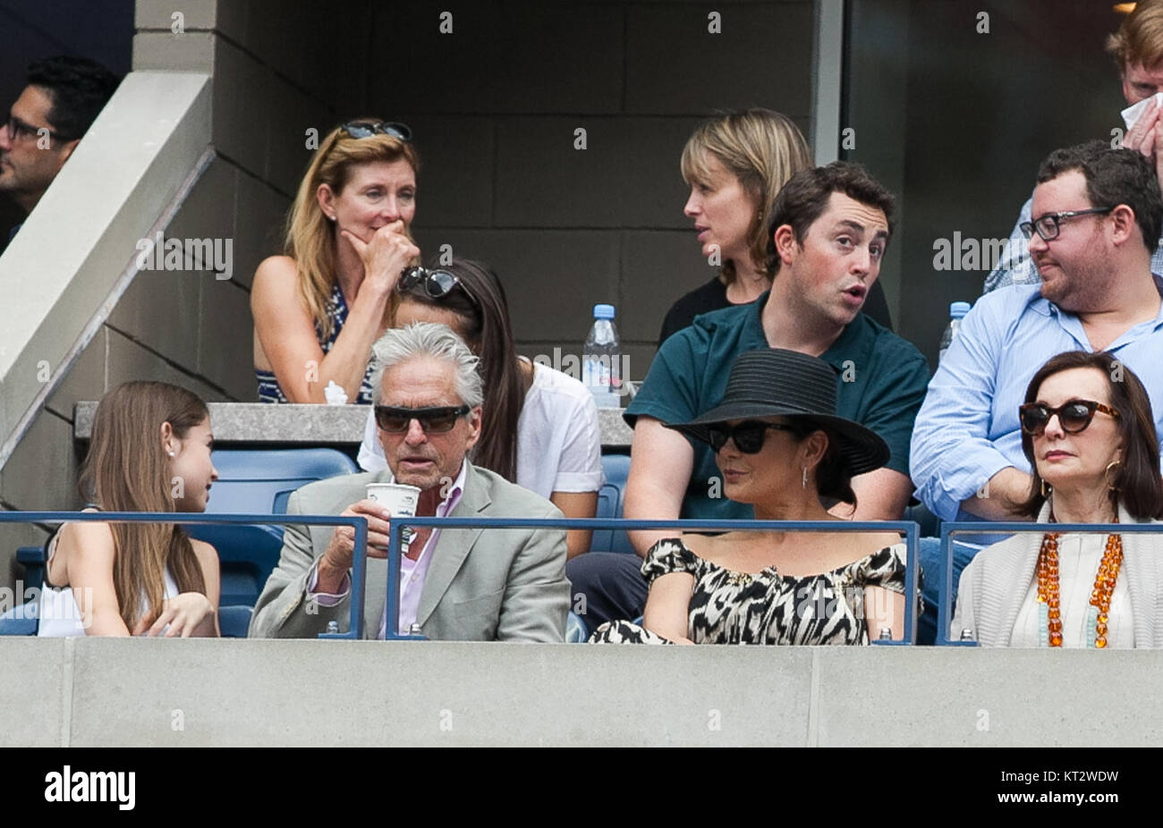 NEW YORK, NY - SEPTEMBER 12:  Catherine Zeta-Jones, Michael Douglas attends the Women's Singles Final match between Roberta Vinci of Italy and Flavia Pennetta of Italy on Day Thirteen of the 2015 US Open at the USTA Billie Jean King National Tennis Center on September 12, 2015 in the Flushing neighborhood of the Queens borough of New York City  People:  Catherine Zeta-Jones, Michael Douglas Stock Photo