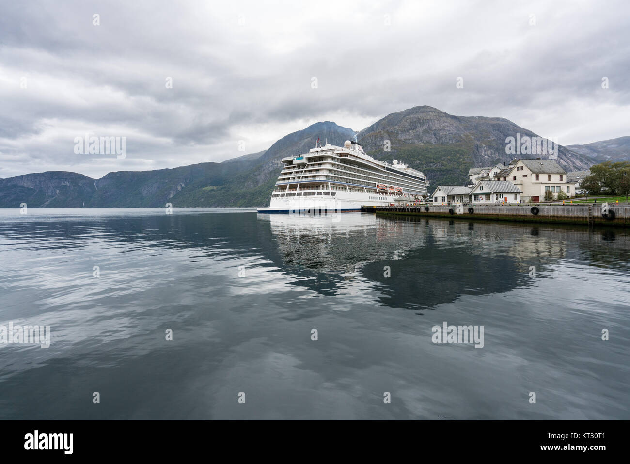 Viking Star cruise ship docked in Eidfjord Norway Stock Photo