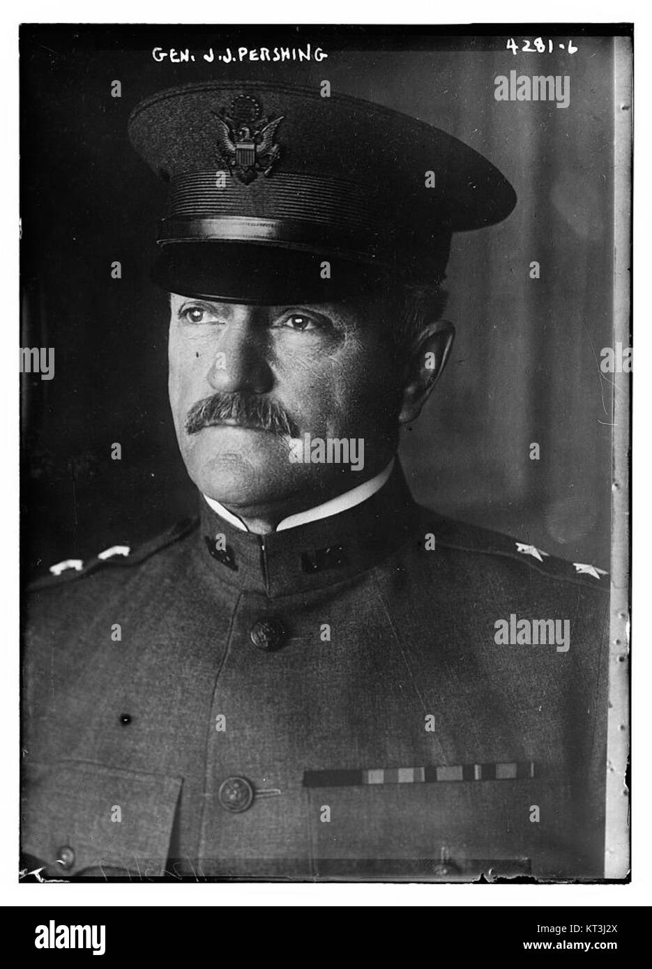 Gen. J. J. Pershing (21235308402 Stock Photo - Alamy