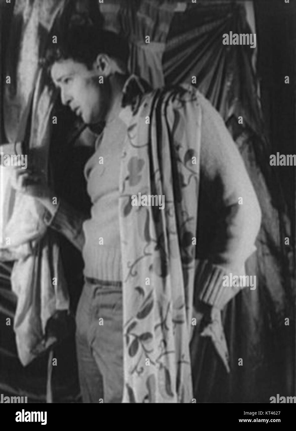 Marlon Brando Streetcar 1948 Stock Photo: 169737631 - Alamy