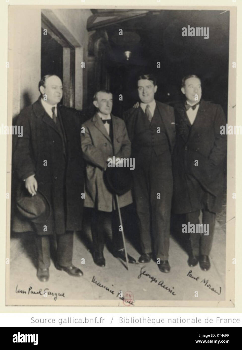 Maurice Ravel avec LC3A9on-Paul Fargue, Georges Auric et Paul Morand Stock Photo