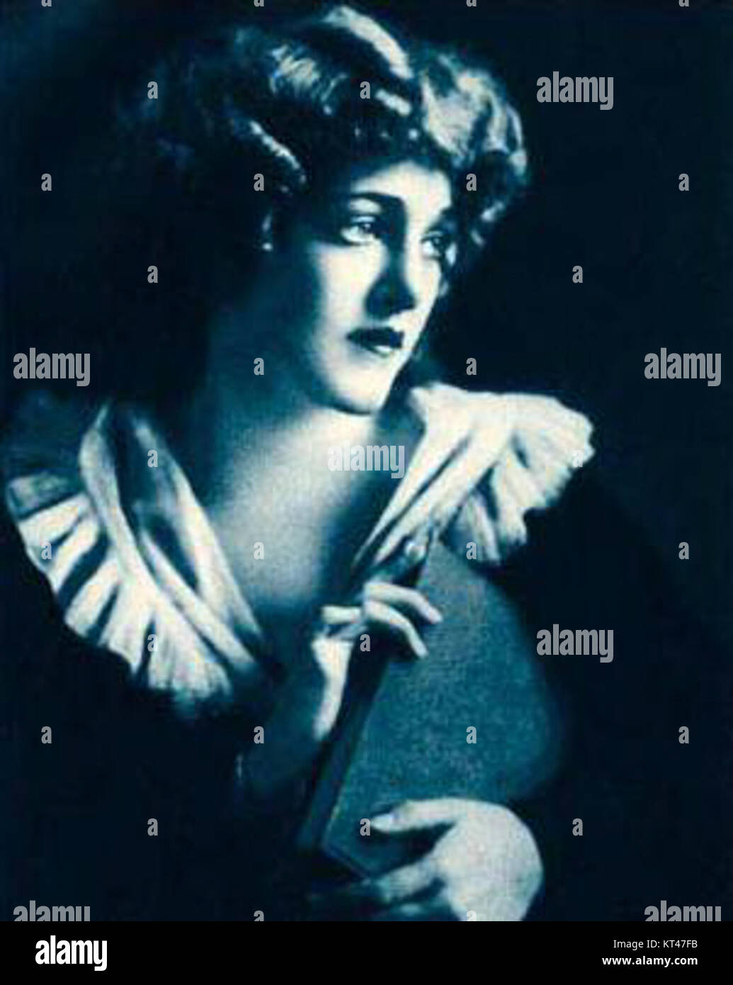 Mildred davis hires stock photography and images Alamy