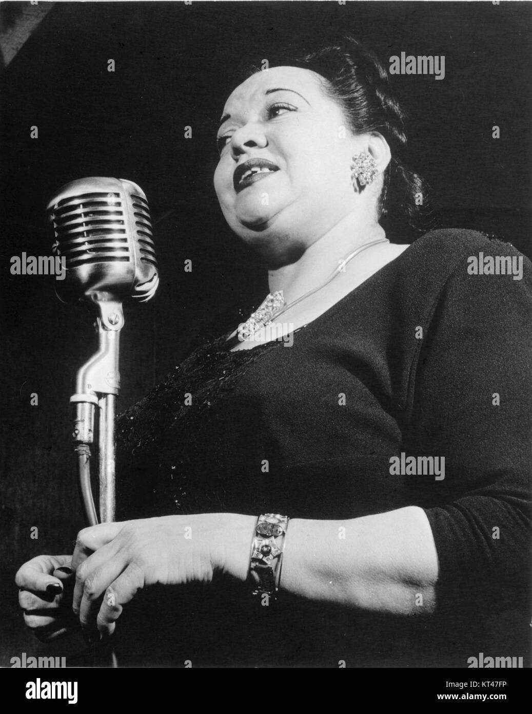 Mildred Bailey, a prominent American jazz singer, known for her unique vocal style and contributions to jazz music. Her recordings in the 1930s and 1940s made her a key figure in the jazz world. Stock Photo