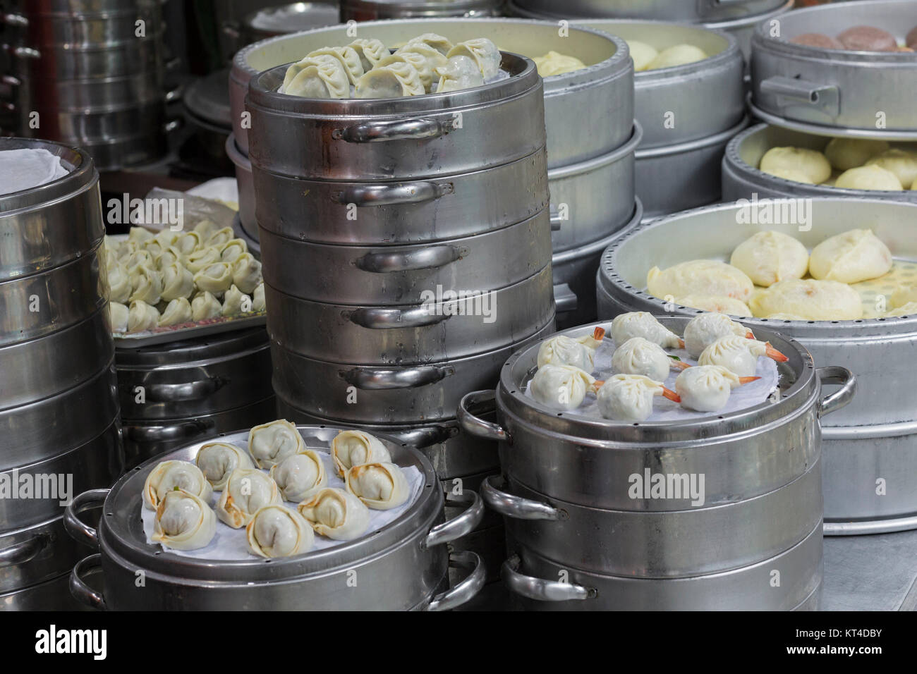 Street stall food in Korea Stock Photo - Alamy