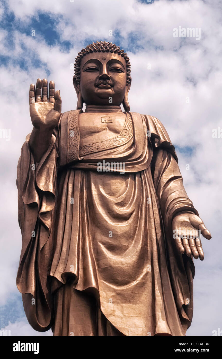 Lingshan buddha scenic area hires stock photography and images Alamy