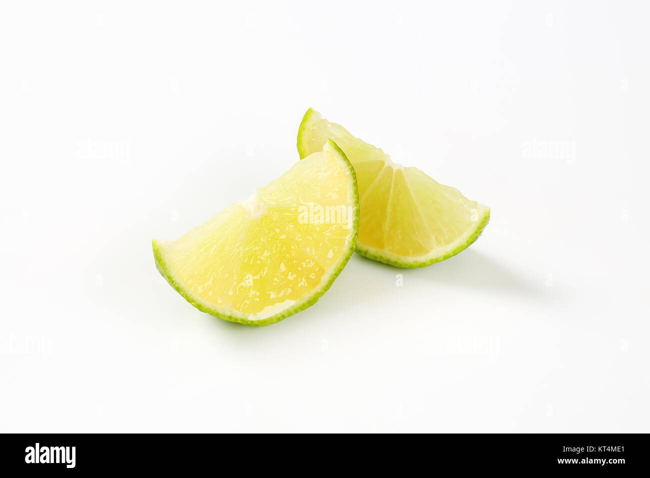 slices of lime Stock Photo - Alamy