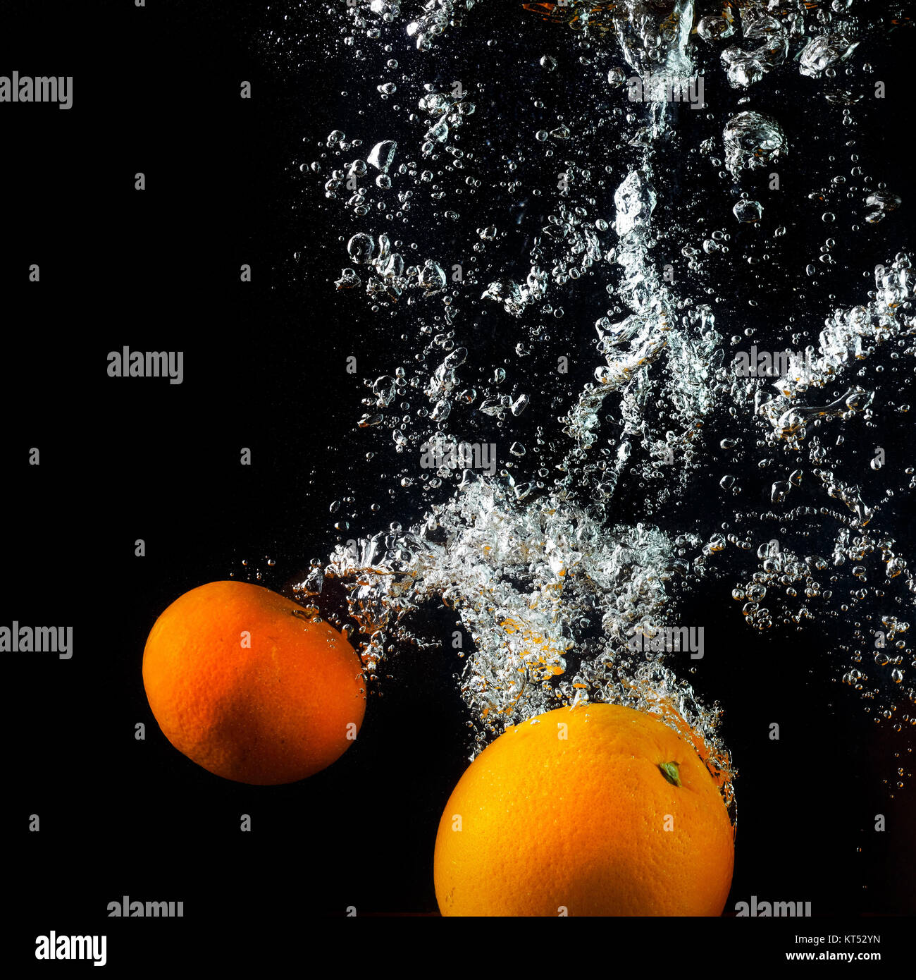 Oranges in water Stock Photo Alamy
