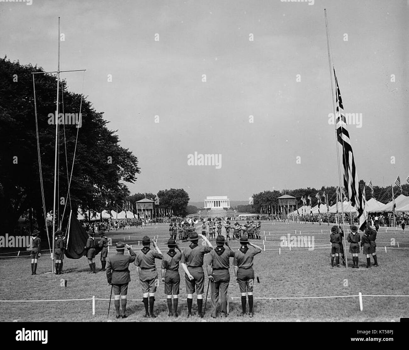 opening-of-the-first-national-scout-jamboree-on-the-mall-in-washington-KT58PJ.jpg