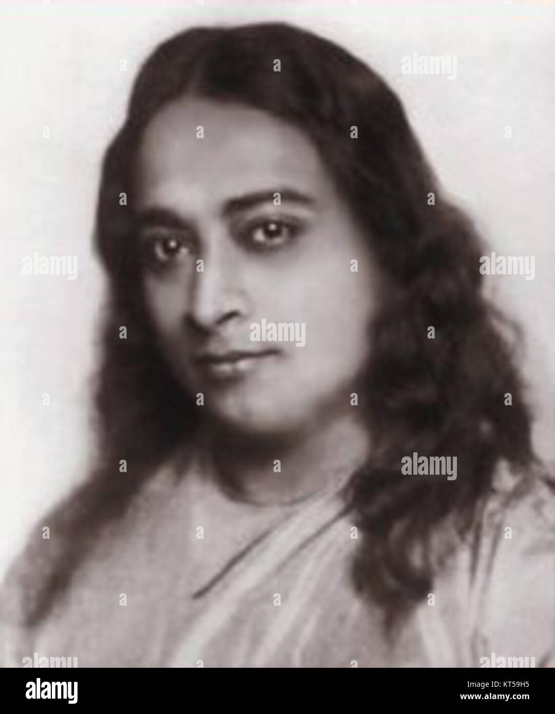 Portrait of Paramahansa Yogananda - Framed Art Print – HEBSTREIT, image size:1081x1390