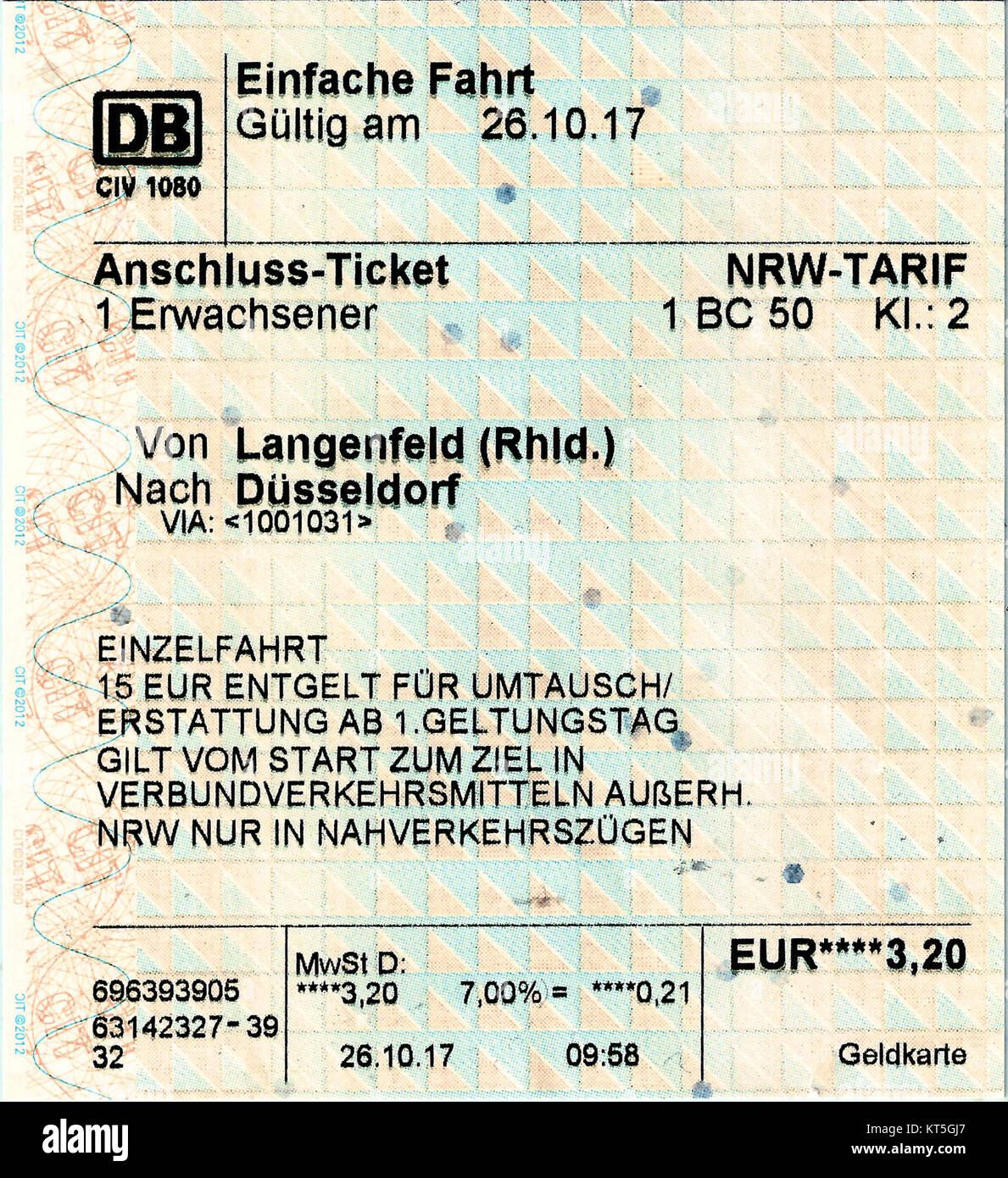 Anschluss-Ticket zum NRW-Tarif Deutsche Bahn - Langenfeld-DC3BCsseldorf 2017 Stock Photo