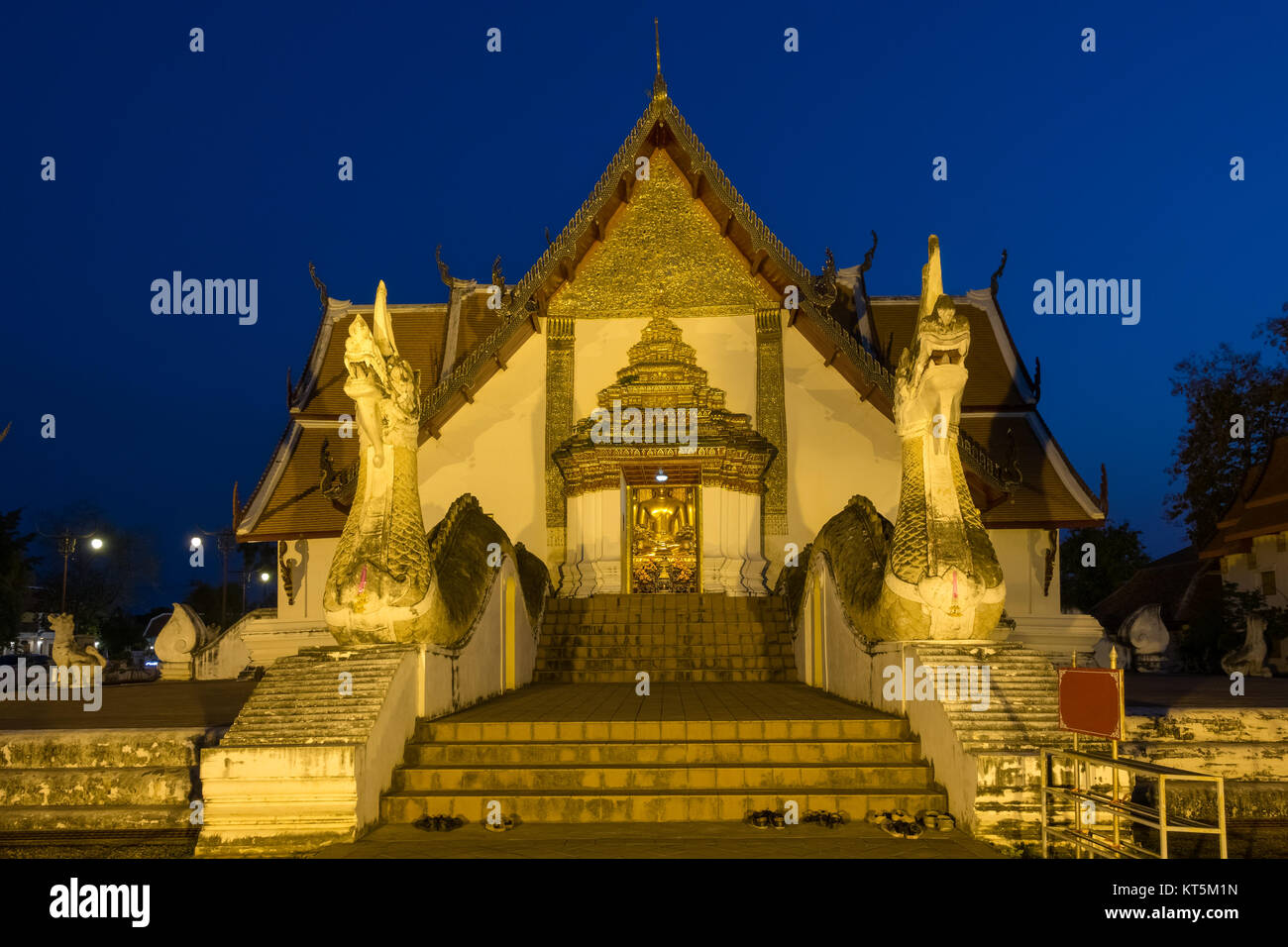 Wat Phumin ist ein berühmter Tempel mit alten Wandmalereien in Nan, Thailand Stock Photo