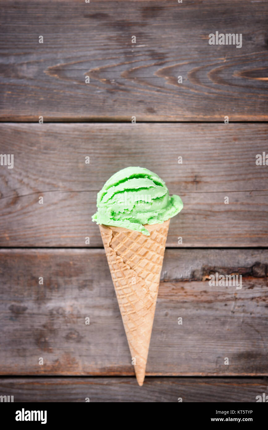 Honeydew ice cream Stock Photo Alamy