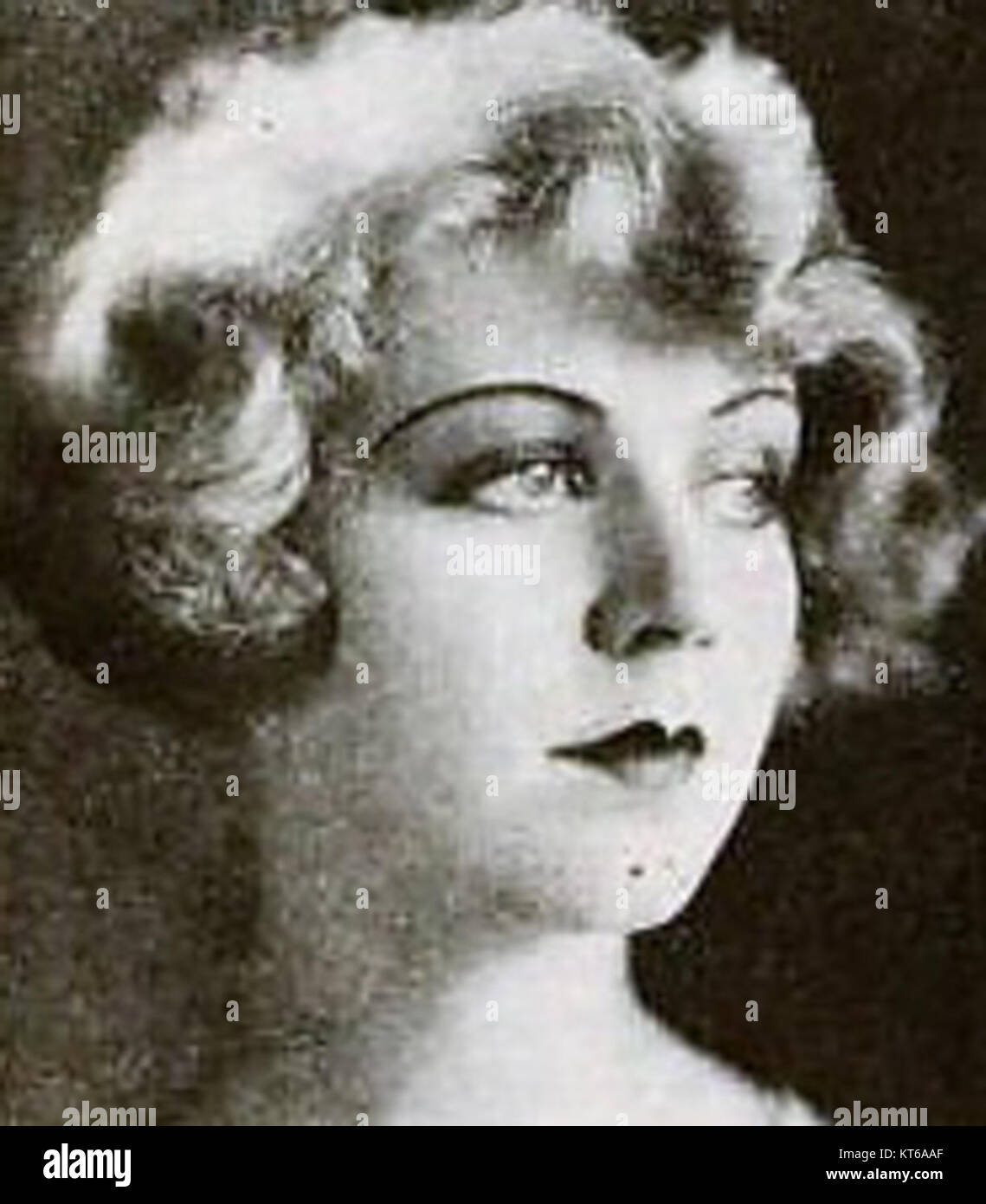 Violet La Plante