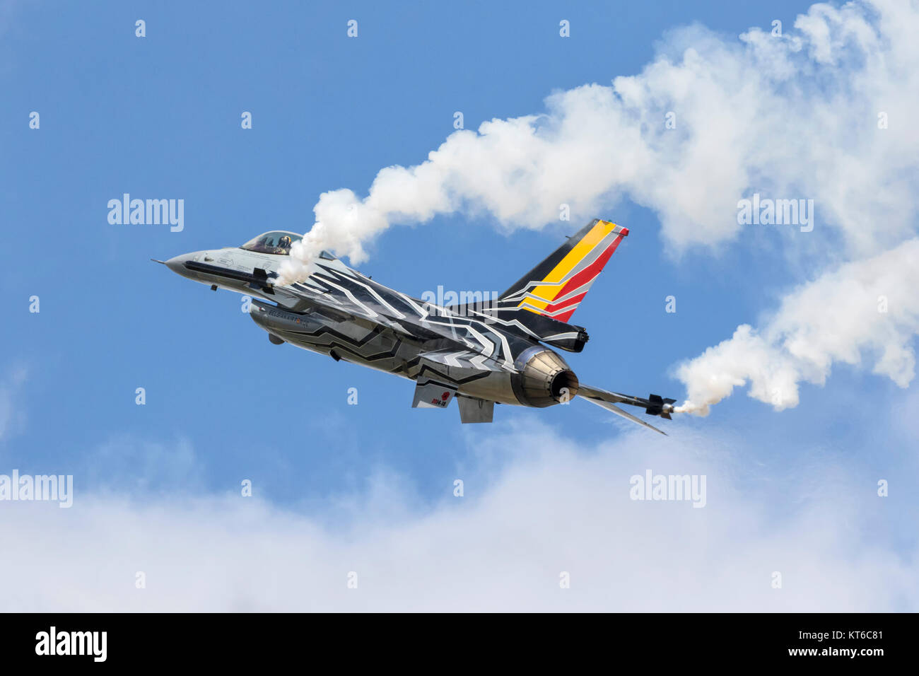 Belgian support hi-res stock photography and images - Alamy