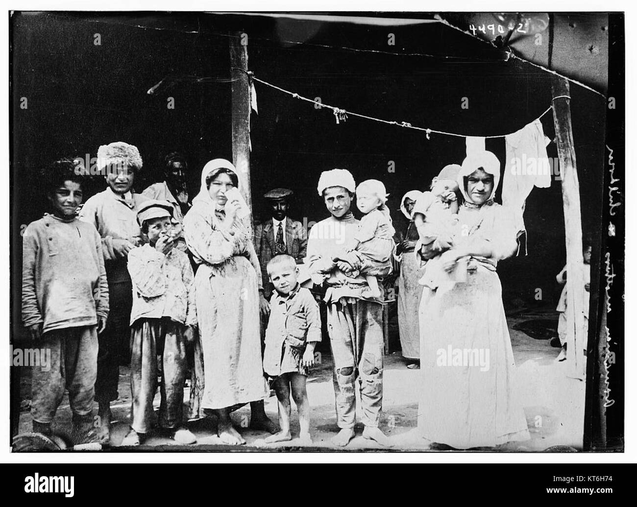 Армяне в 19 веке. Азербайджанцы 19 века. Армяне в 19 веке. Армяне в 19 веке. Армянская семья шуши 1900.