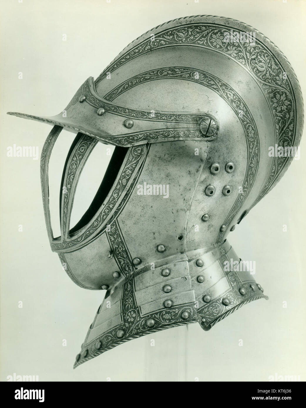 Armor of Emperor Ferdinand I (1503E280931564) MET 101151 Stock Photo