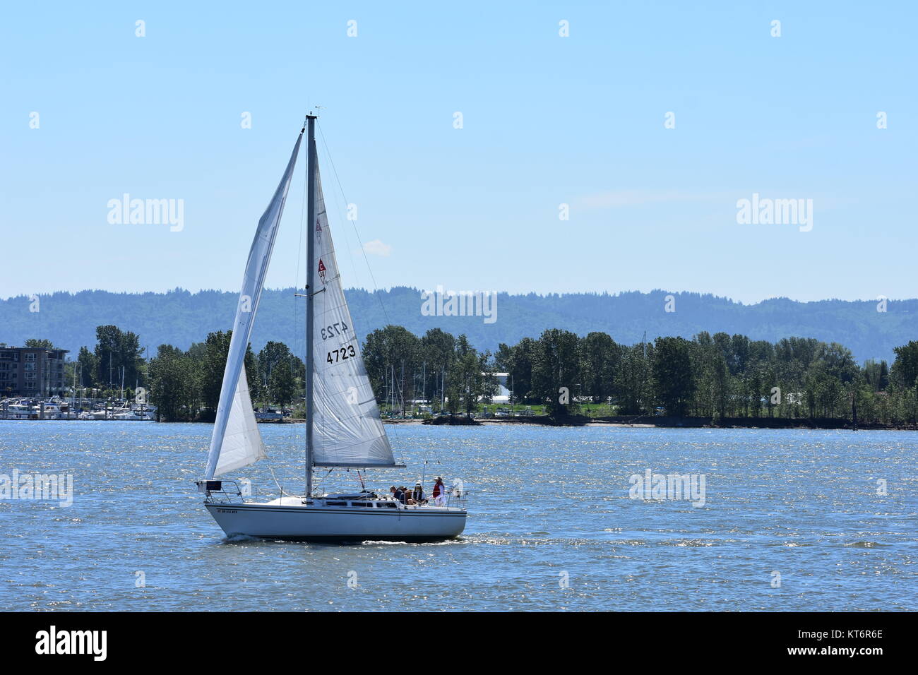 Sailing on the Columbia River - boat with KOOL Cigarettes sail 05/1973  Stock Photo