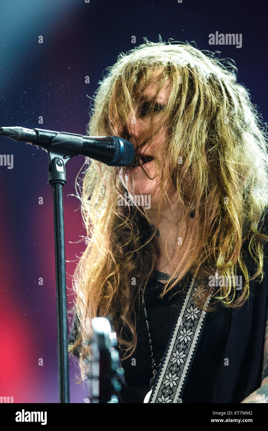Laura jane grace hi-res stock photography and images - Alamy
