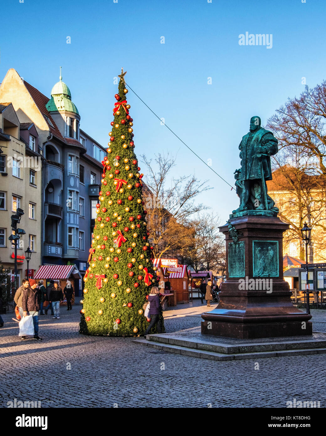 Berlin, Spandau Altstadt.Elector Joachim II bronze sculpture,monument commemorating reformation and Christmas tree Stock Photo