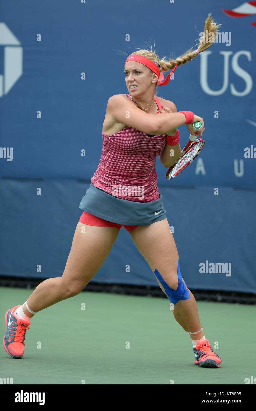 SMG Sabine Lisicki FL5 US Open Day1 082613 01.JPG FLUSHING NY- AUGUST 26: Sabine  Lisicki of Germany Vs Vera Dushevina of Russia during their first round  match on Day One of the