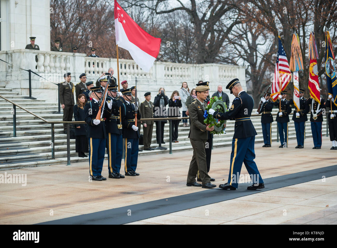 Full honors armed forces hi-res stock photography and images - Alamy