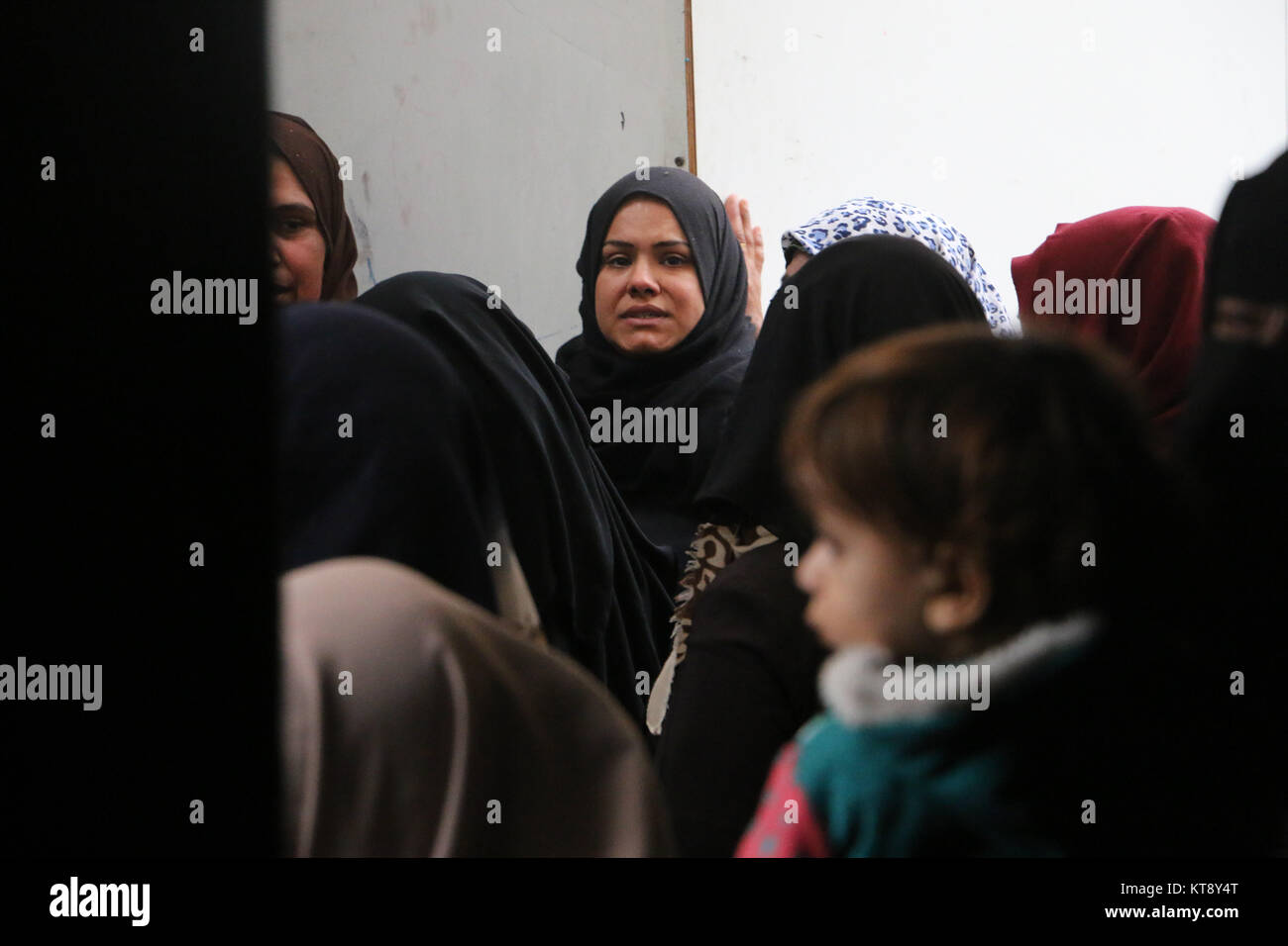 December 22, 2017 - The funeral of 24 years-old Palestinian Zakaria al-Kafarneh is held in Gaza. Zakaria died after being shot in the chest by Israeli troops during clashes between Palestinian protesters and Israeli soldiers on the east of the Jabalia refugee camp, near the border of the Gaza Strip with Israel. It is the third consecutive Friday of protest in the West Bank and Gaza since US President Trump recognition of Jerusalem as the capital of Israel Credit: Ahmad Hasaballah/ImagesLive/ZUMA Wire/Alamy Live News Stock Photo