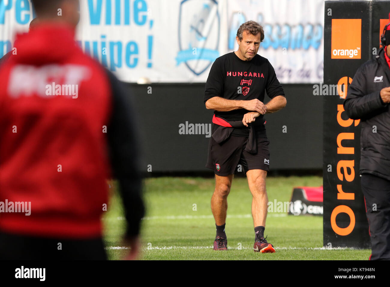 Castres (France) Nov,25th 2017 French Rugby Championship TOP 14  season 2017-2018 Castres Olympique against RC Toulon Manager of RCT Fabien GALTHIE Credit: Sebastien Lapeyrere/Alamy Live News. Stock Photo