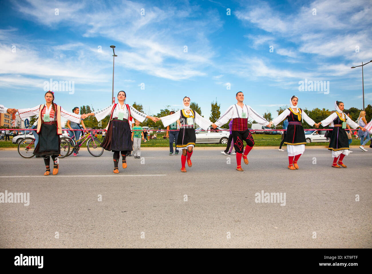 NOVI SAD, SERBIAOCT 4, 2015 Guinness World Record Largest Folk Dance