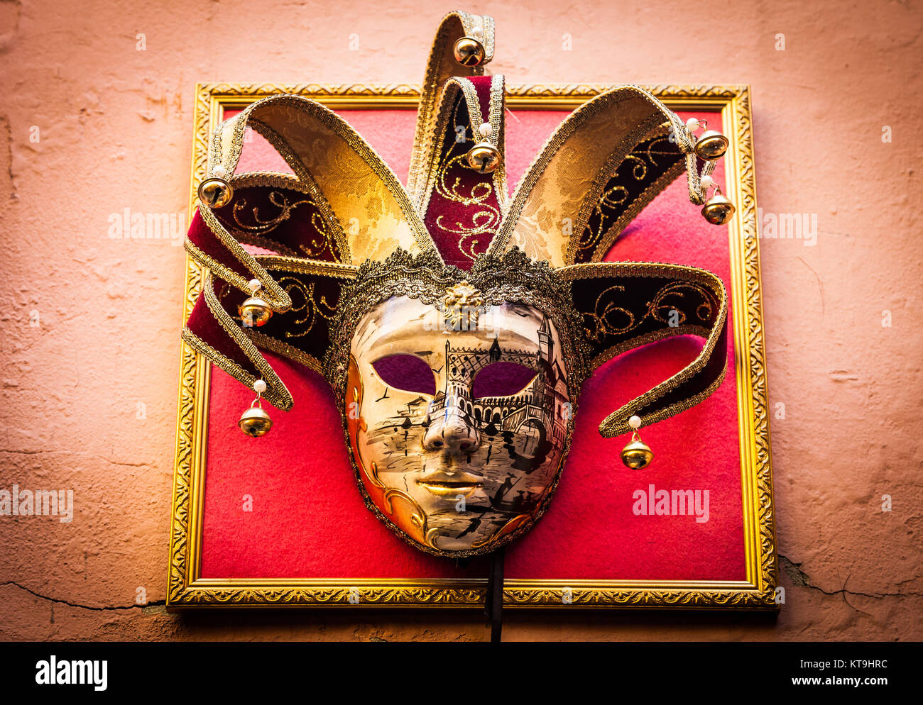 Mask in Venice Stock Photo Alamy