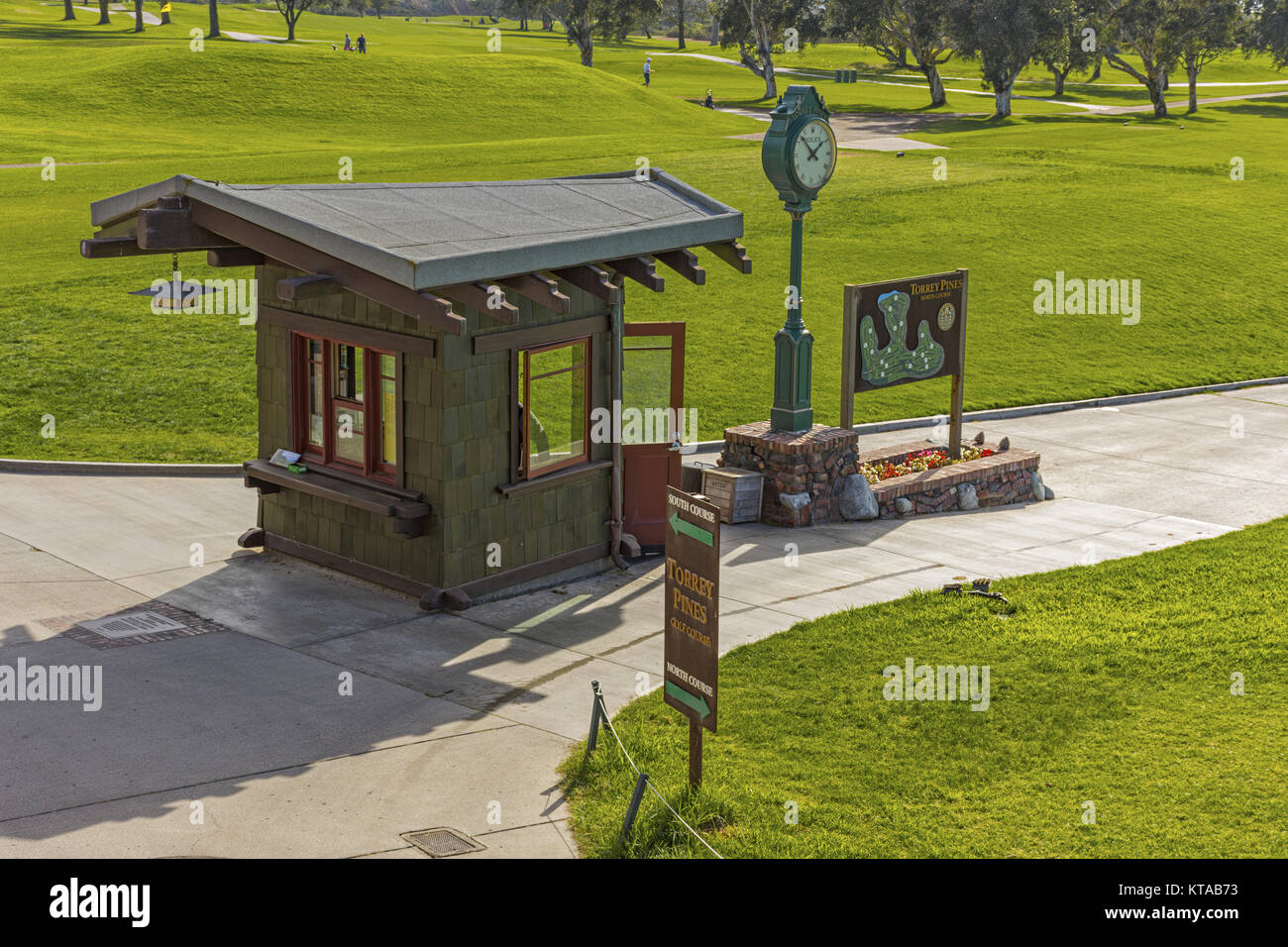 LA JOLLA, CALIFORNIA, USA - NOVEMBER 6, 2017: The starters shack on the first tee of Torrey Pines golf course near San Diego. Stock Photo