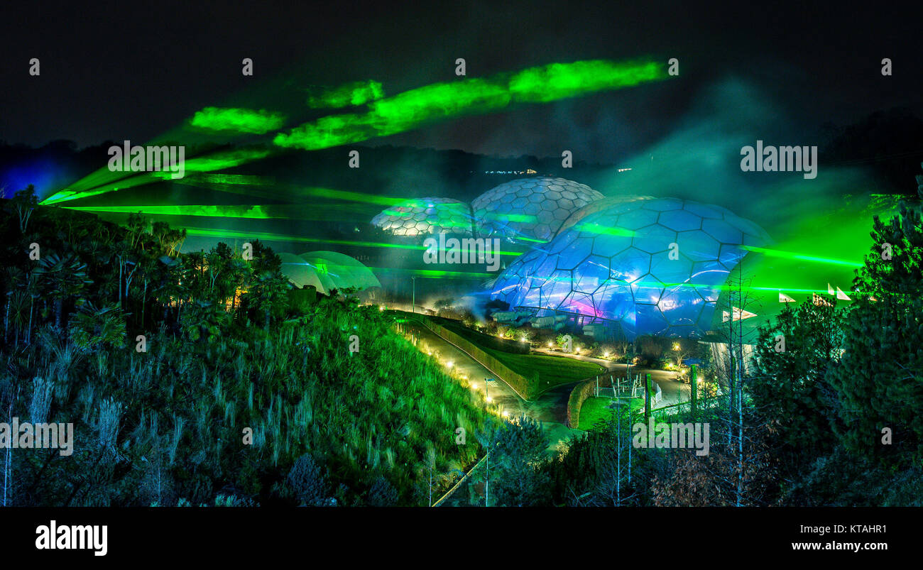 Review of the Year 2017: November: Lasers over the biomes at the Eden Project, in Boldeva, Cornwall, where a light and sound show featuring lasers by renowned artist Chris Levine are the highlight of the Eden Project's Christmas celebrations. Stock Photo