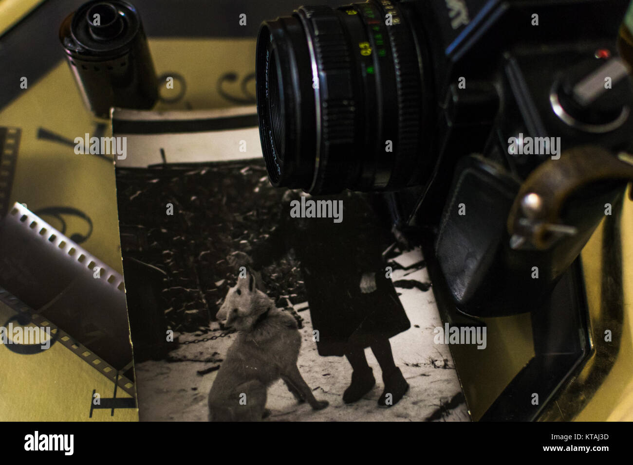 old camera and old film vintage film Stock Photo - Alamy