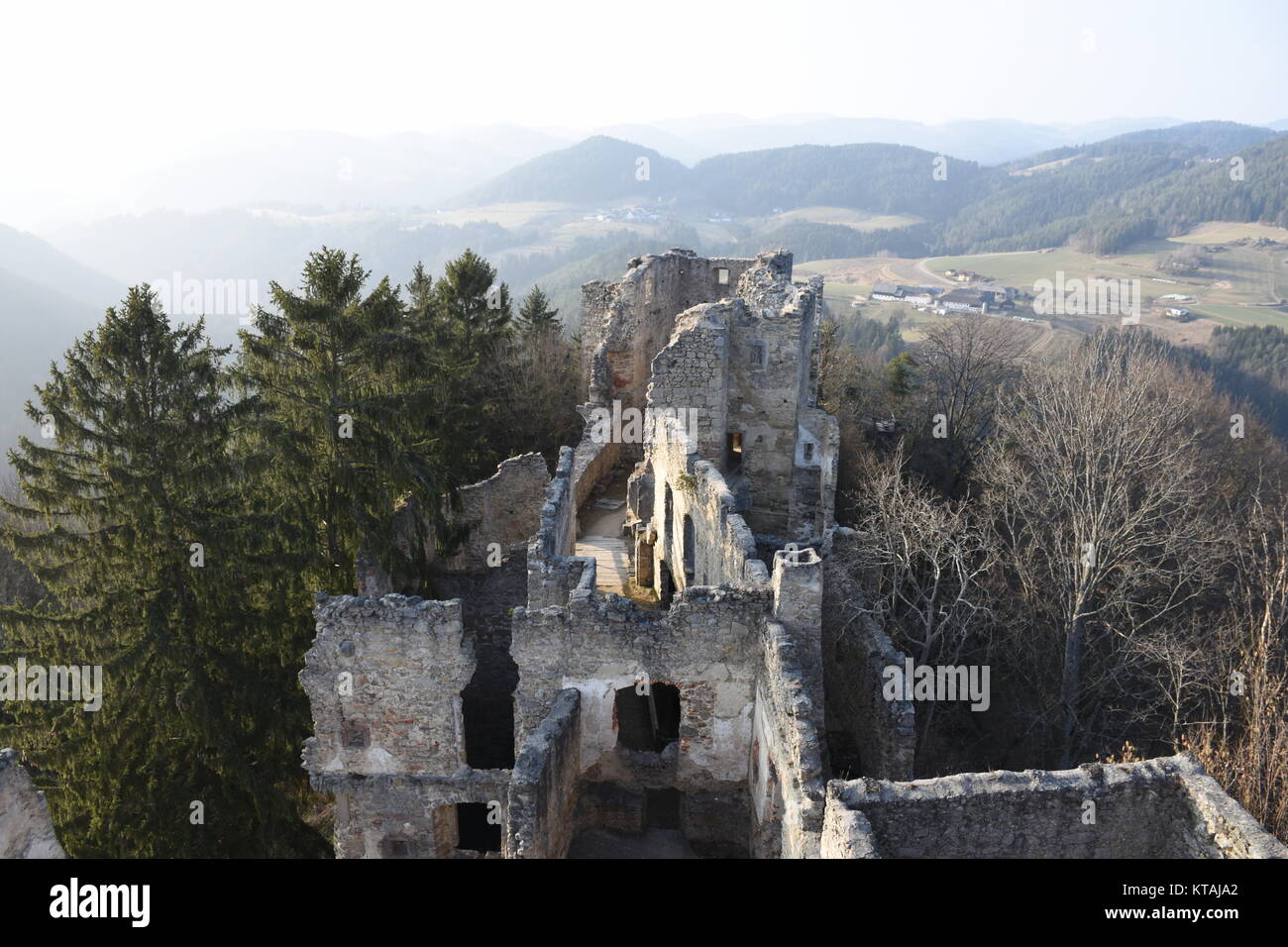 ruin,castle ruins,prandegg,schÃ¶nau im mÃ¼hlkreis,hill castle,castle keep,castle hill,middle ages Stock Photo