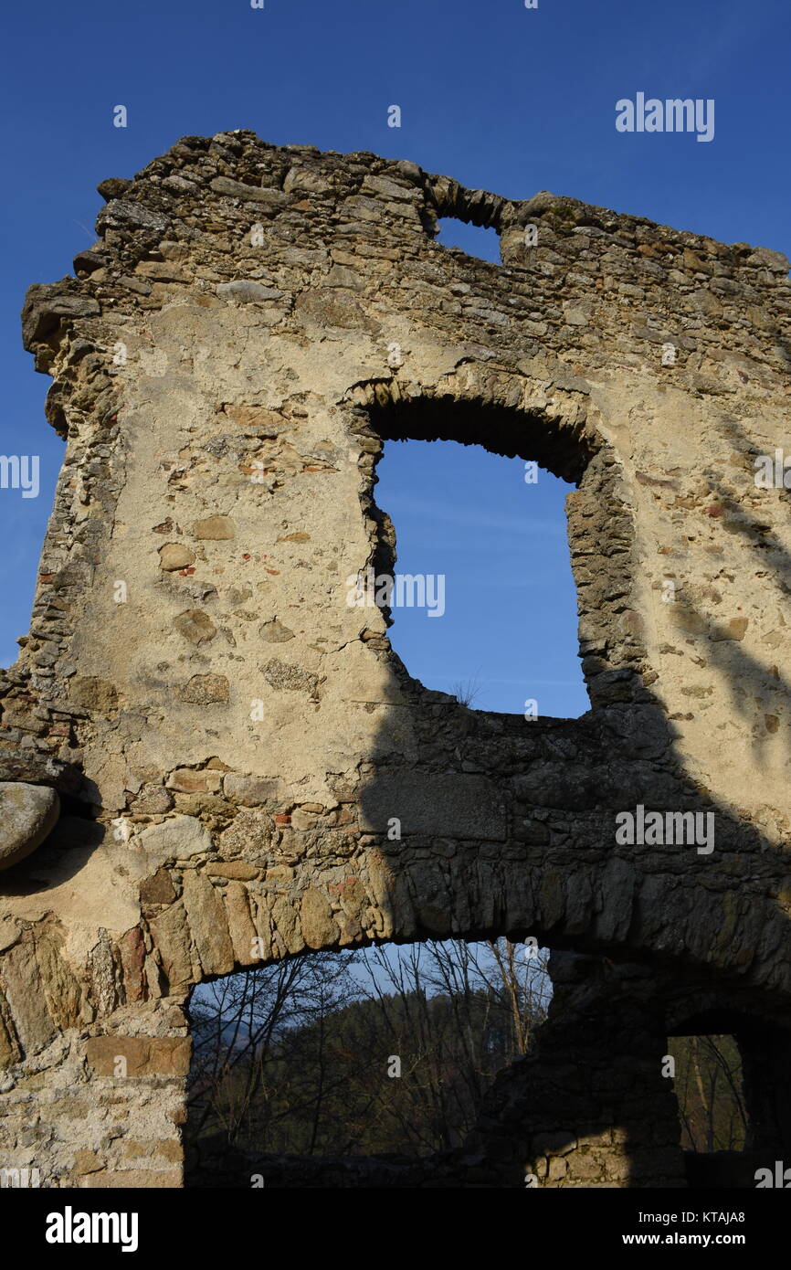 ruin,castle ruins,prandegg,schÃ¶nau im mÃ¼hlkreis,hill castle,castle keep,castle hill,middle ages Stock Photo