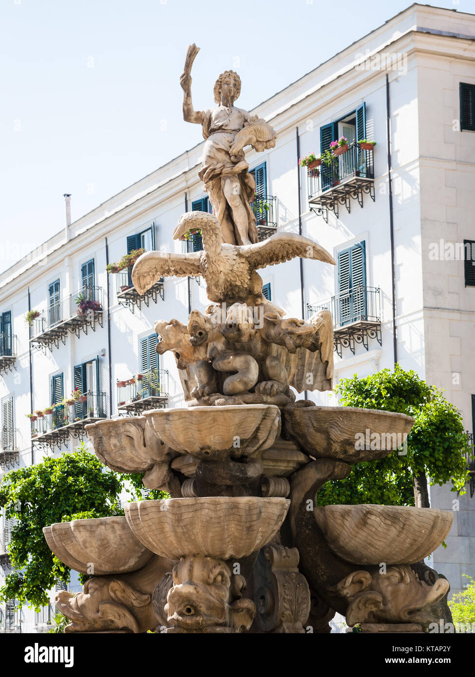 fountain in Palermo city in Sicily Stock Photo Alamy