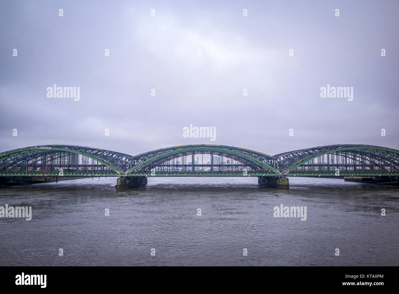 Elbbrücken, Eisenbahnbrücke über die Elbe in Hamburg, Deutschland Stock Photo