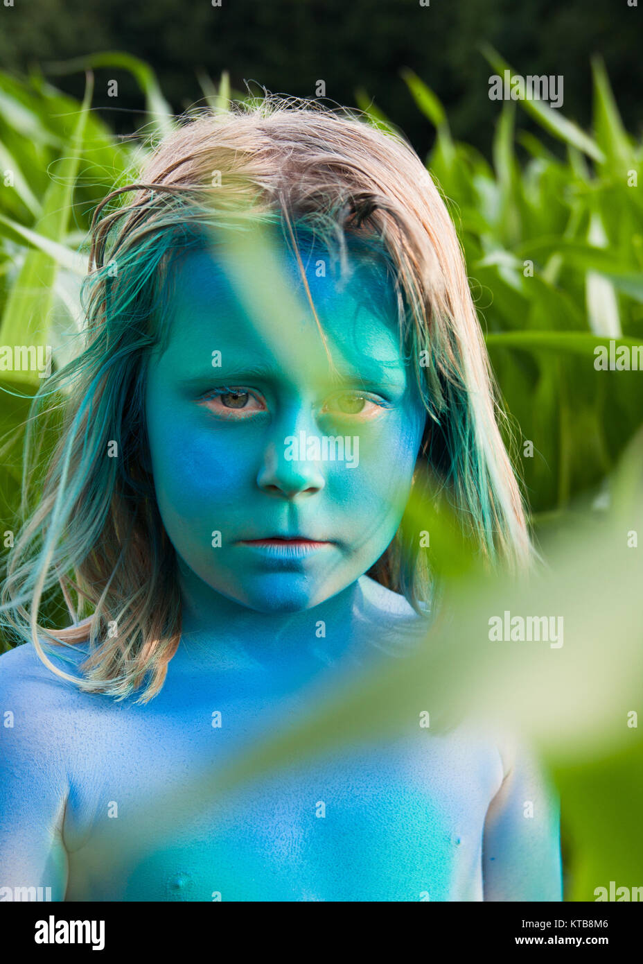 Girls proud painting hires stock photography and images Alamy