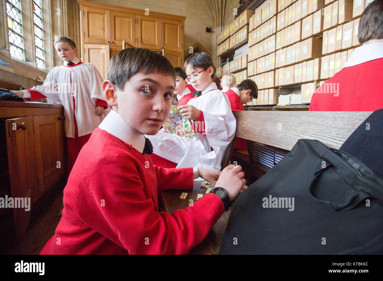 Cambridge choir christmas carols